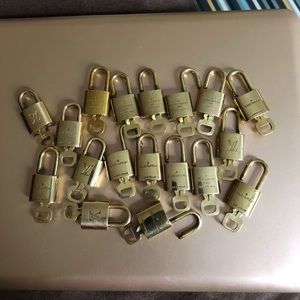 Louis Vuitton Lock and Key #318